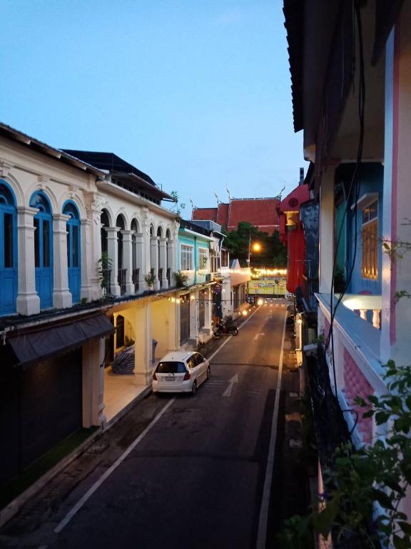 2ROOMS Boutique House - 14