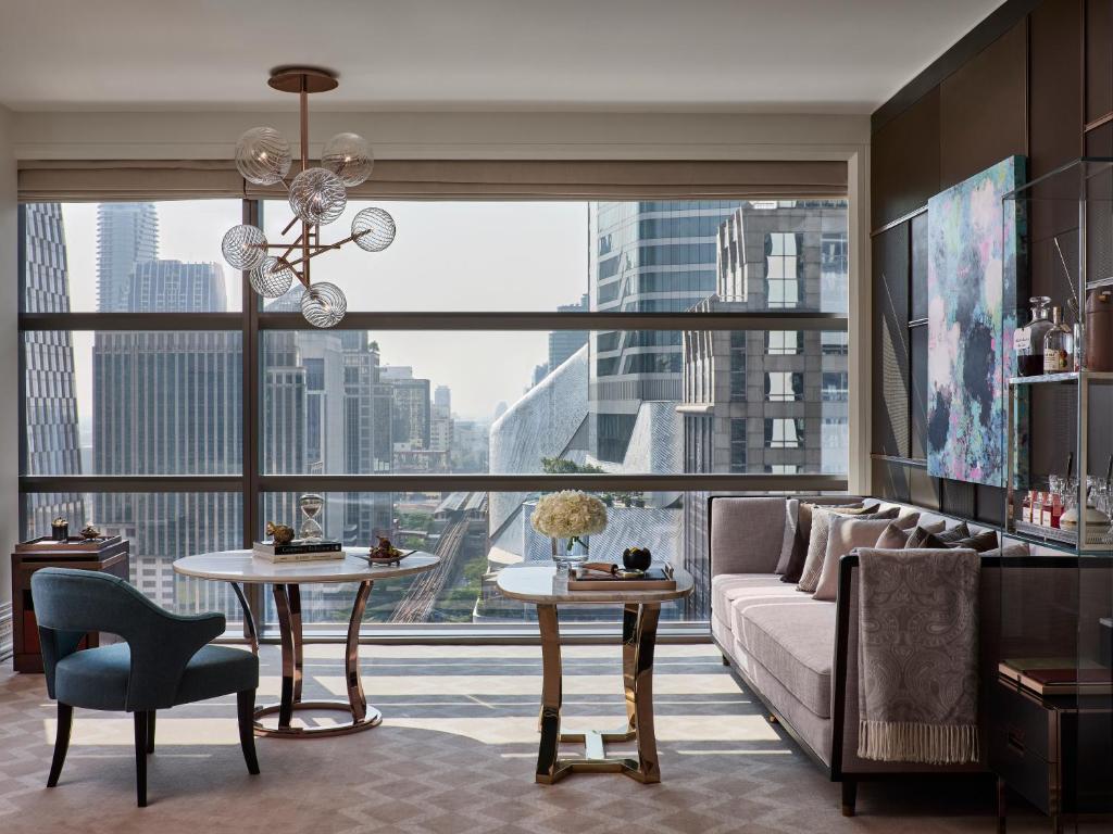 Rosewood Bangkok - 19