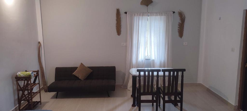 Posezení v ubytování J-House, spacious apartments with balconies, Thalassa 1min away