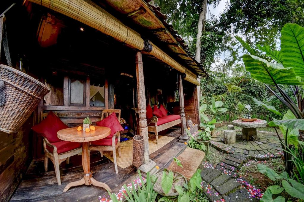 Zahrada ubytování Bambu Indah Resort