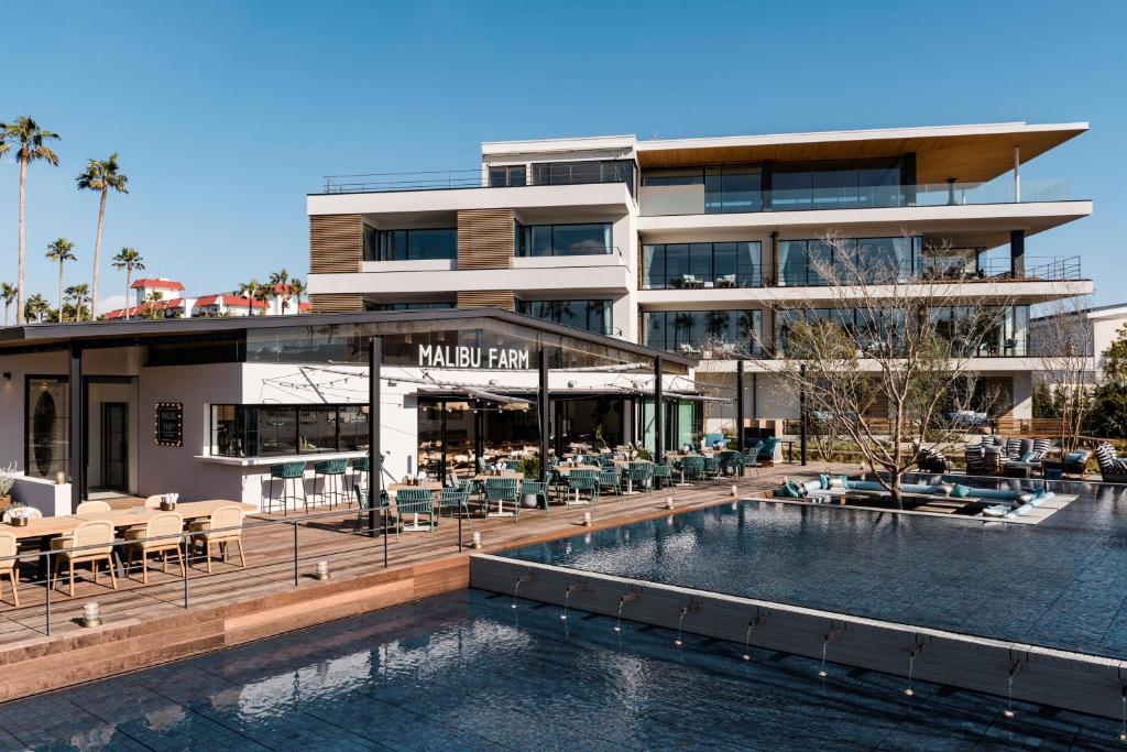 Bazén v ubytování MALIBU HOTEL nebo v jeho okolí