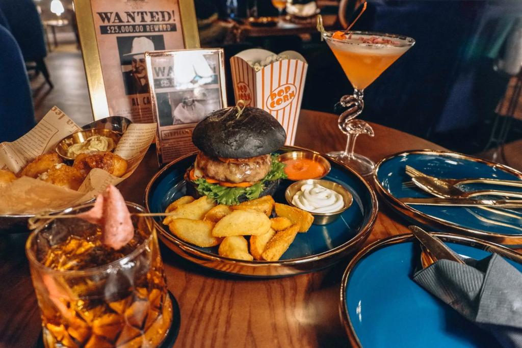 The Coach Hotel Sukhumvit - Asok BTS Bangkok - Resim 39