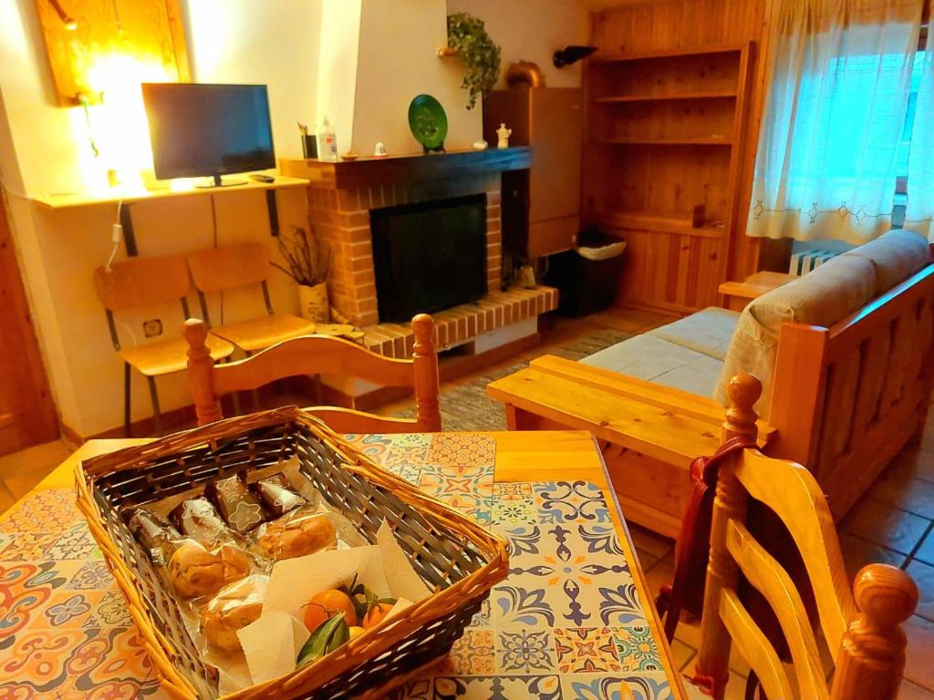 Μια τηλεόραση ή/και κέντρο ψυχαγωγίας στο repaci 17 home