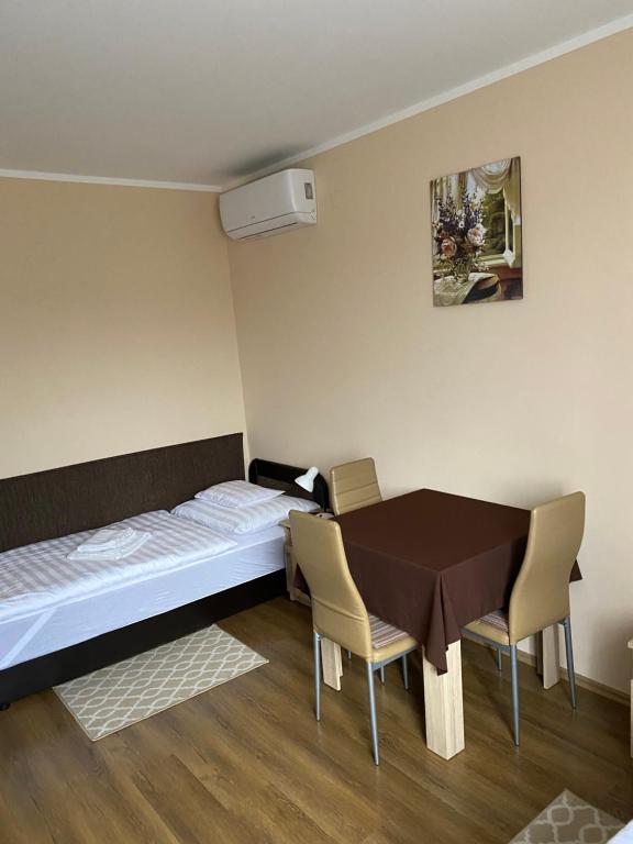 Postel nebo postele na pokoji v ubytování Ókerka Vendégház