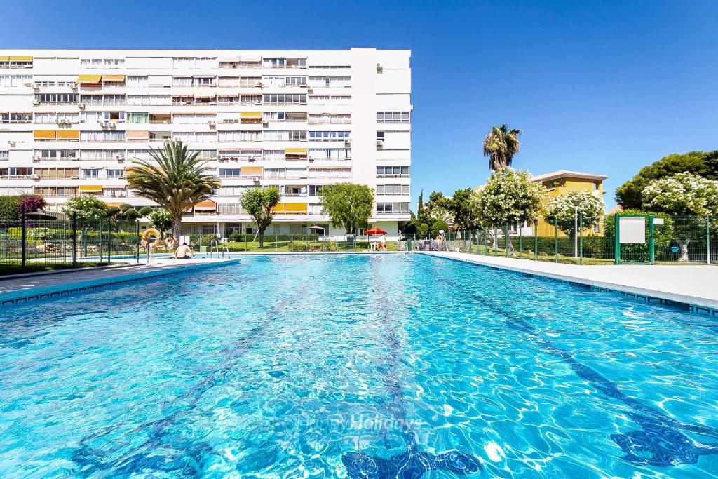 The swimming pool at or close to HH Sur Apartment