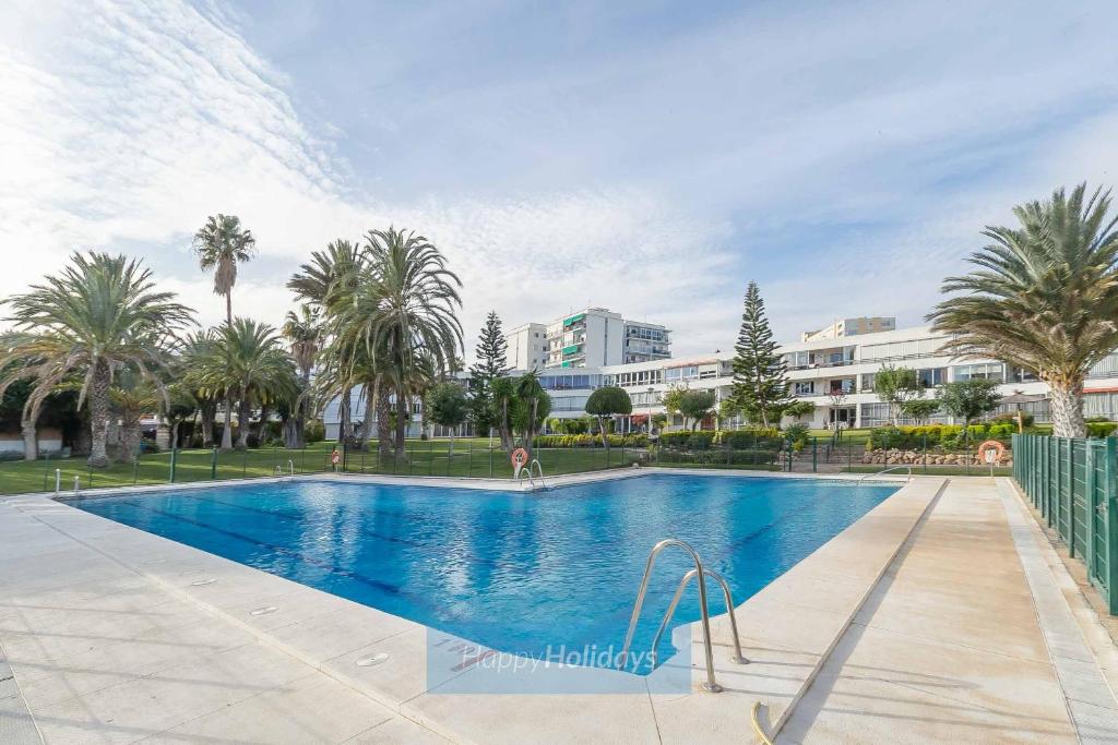 The swimming pool at or close to HH Sur Apartment
