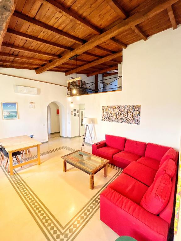 Posedenie v ubytovaní Ulisse's LOFT - Incantevole vista mare, centro storico e spiaggia a piedi - wifi