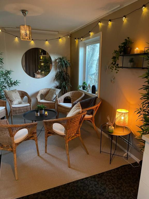 Posezení v ubytování Hotell Entré Norr