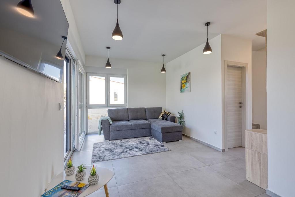 Posedenie v ubytovaní Holiday House Lipa with Private Pool
