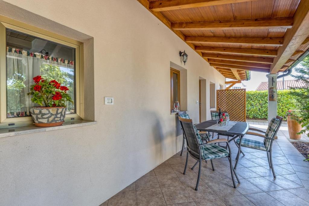 Patio nebo venkovní prostory v ubytování Haus Diana