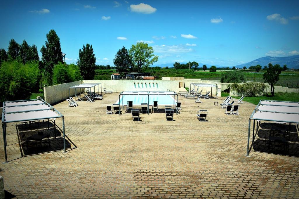 Bazén v ubytování Foro Appio Mansio Hotel nebo v jeho okolí