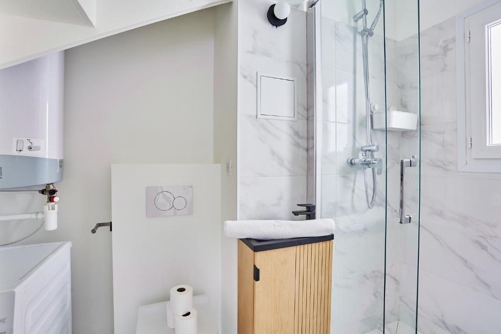 Kúpeľňa v ubytovaní Apartment Louvre Museum by Studio prestige