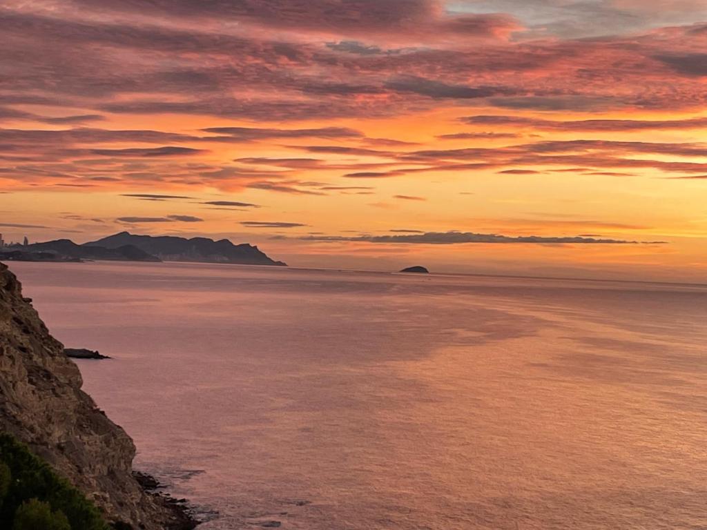 Fotografia z galérie ubytovania Casa con maravillosas vistas al mar v Alicante