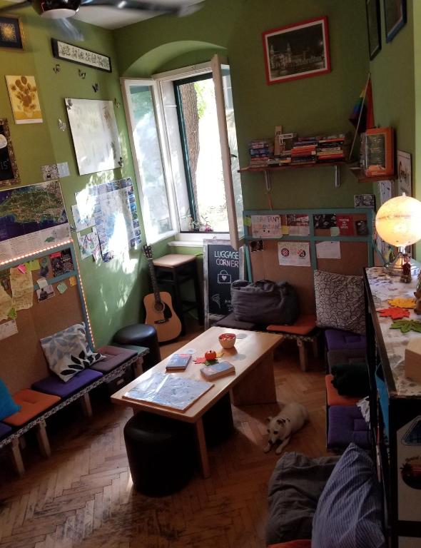 Kjøkken eller kjøkkenkrok på Hurricane Hostel