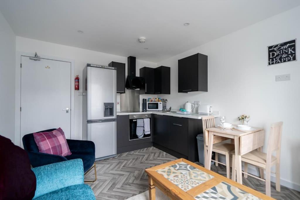Links Loft -2 bed apartment minutes from Aberdeen beach - Two-Bedroom Apartment