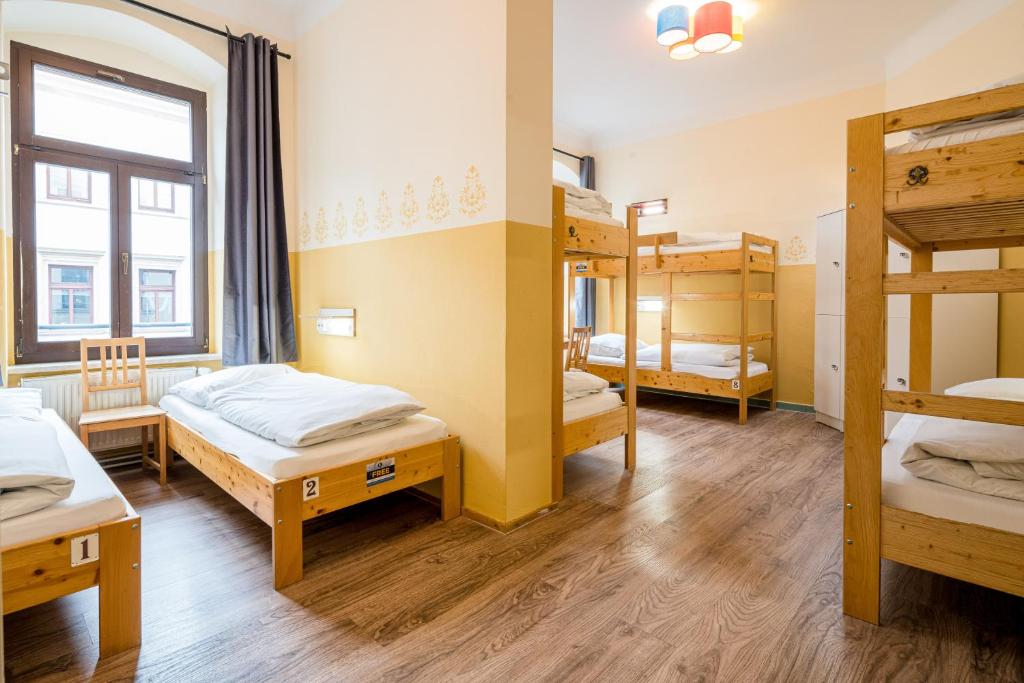 Hostel Mondpalast - Cama Em Dormitório Misto Com 8 Camas