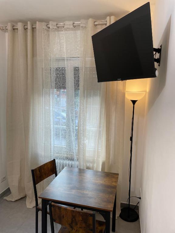 Daisy House - Appartamento Con Una Camera Da Letto
