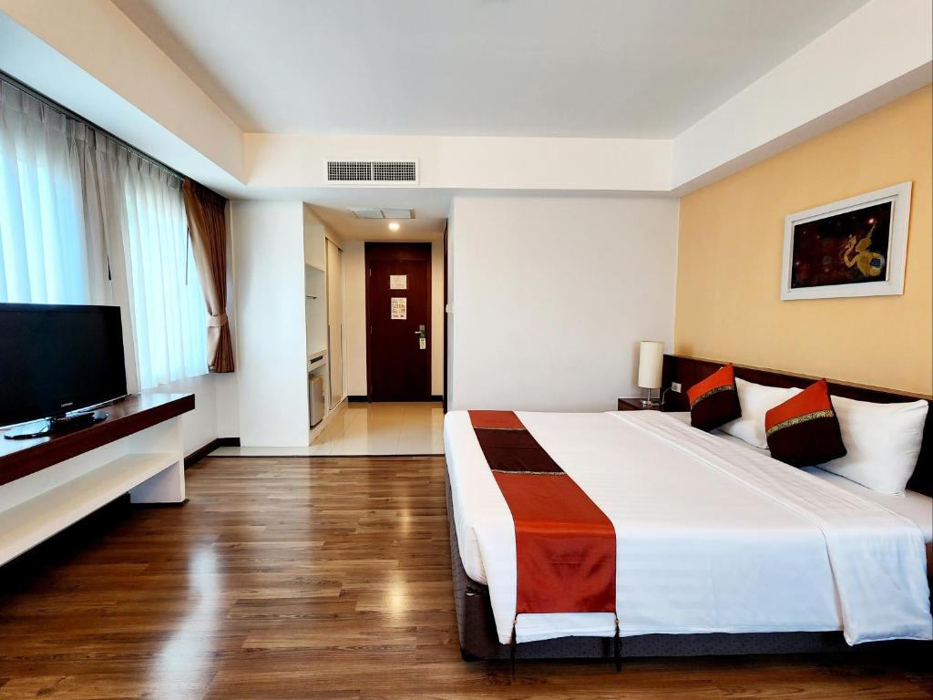 TV a/nebo společenská místnost v ubytování Avion Hotel