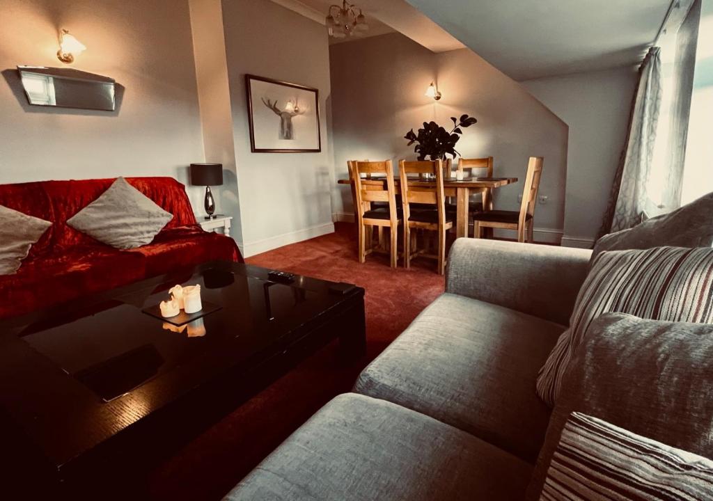 Top Flat Cliff House, Southbourne (updated prices 2024)