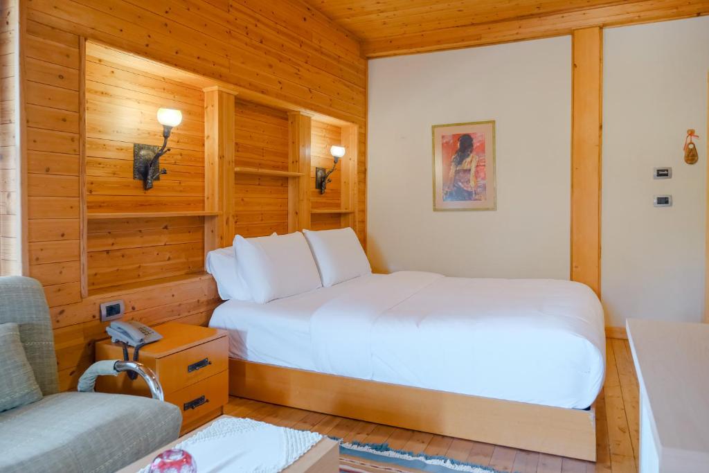 Letto o letti in una camera di Natyral Razma Resort