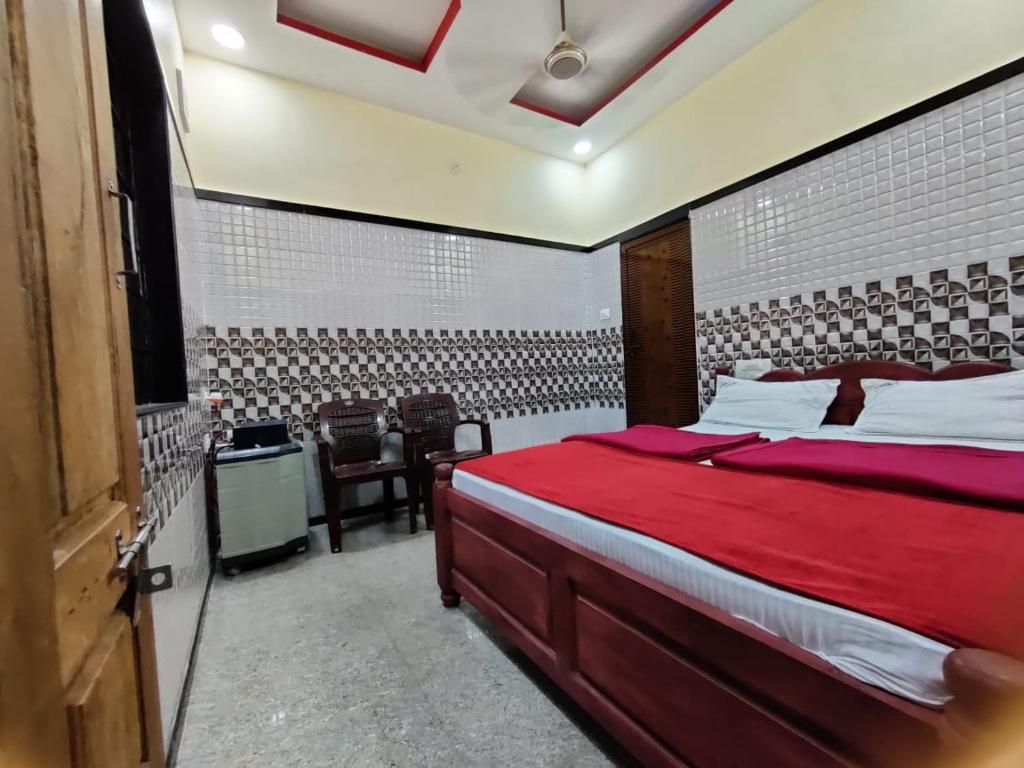 ARYAN HIGHWAY HOME STAY