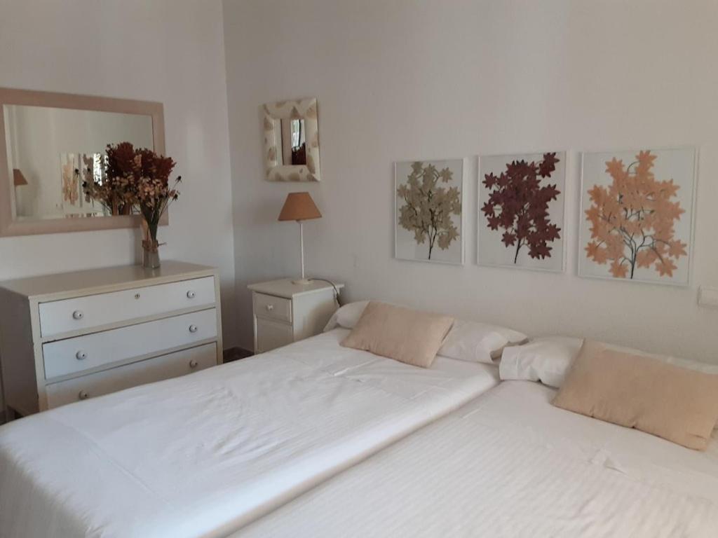 Los Naranjos, Alicante – Updated 2023 Prices