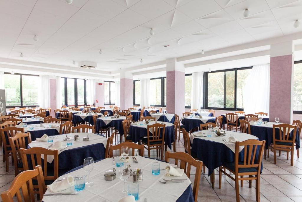 Restaurace v ubytování Hotel Apollo
