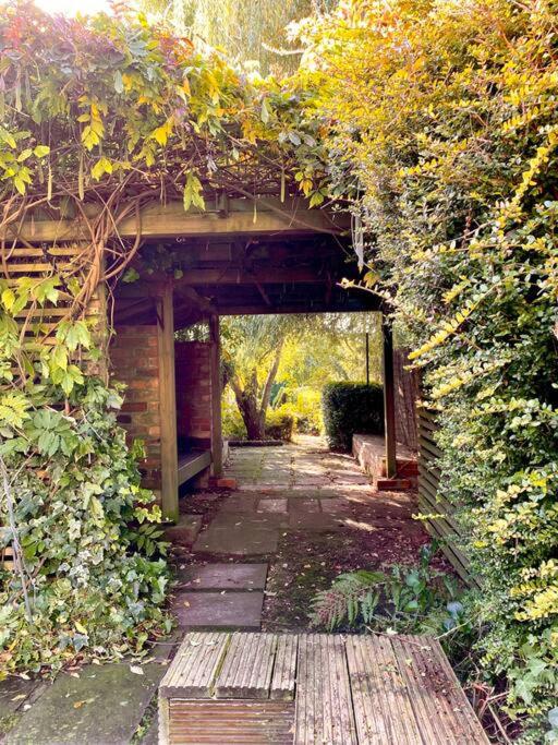 The Secret Garden House Lincolnshire
