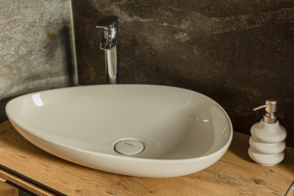 Koupelna v ubytování Perla Lux apartmani