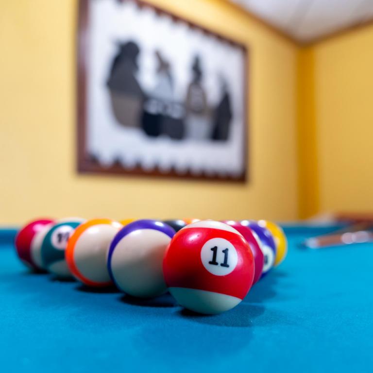 Biliár nebo kulečník v ubytování Mashy´s Hostal