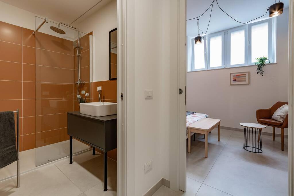 A bathroom at Battle Kitchen Loft