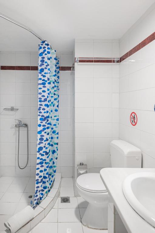 Ένα μπάνιο στο Diros Hotel