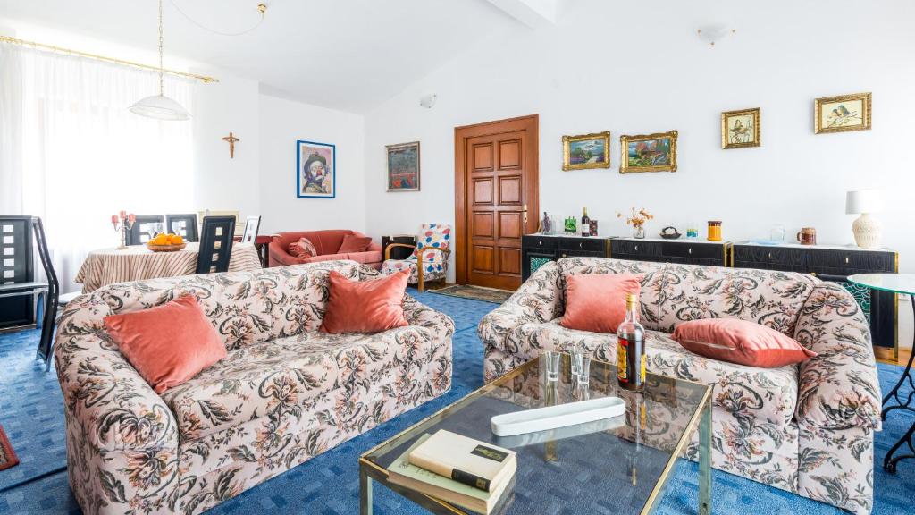 Posedenie v ubytovaní Apartment XXL Rio