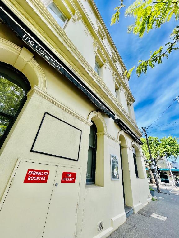 Clarendon Hotel - Resim 25