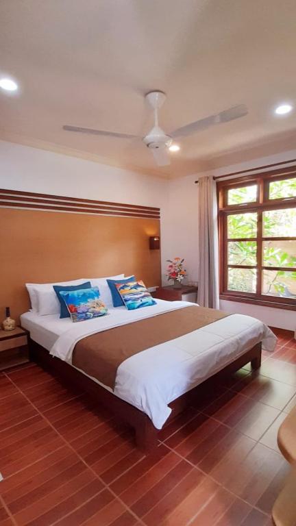 Beach Cottage - View 17