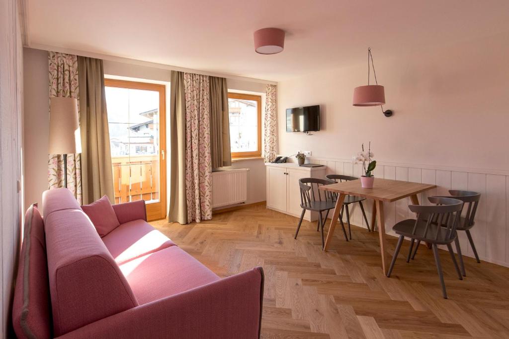 Posezení v ubytování Familienhotel Felsenhof