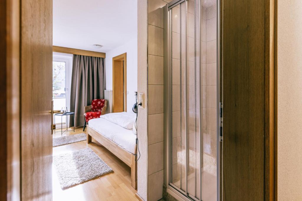 Postel nebo postele na pokoji v ubytování Landhaus Perktold