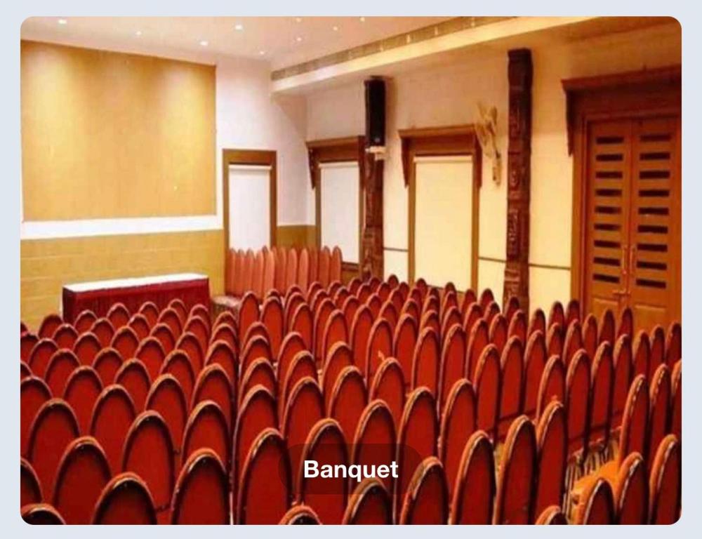 Ärikülastajate ala ja/või konverentsiruum majutusasutuses Hotel Sasthapuri