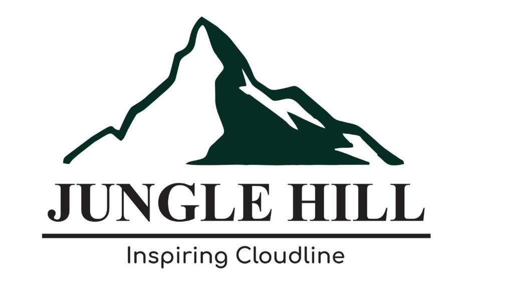 ein Logo für den Dschungelhügel, der die Cloud wiederherstellt in der Unterkunft Jungle Hill Resort Coorg in Madikeri