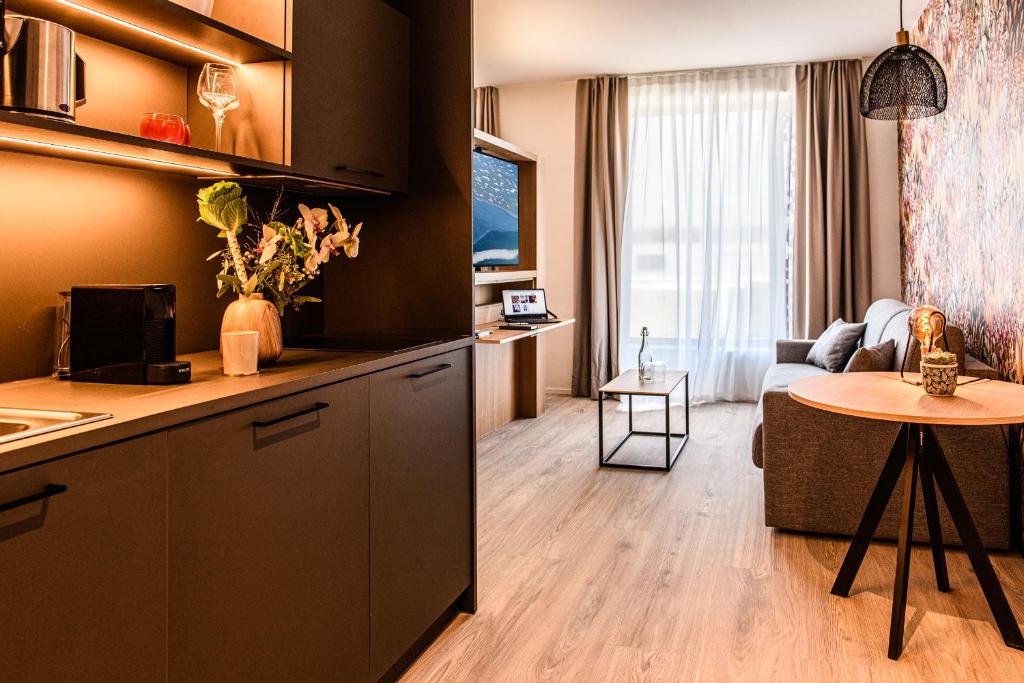 Una cocina o cocineta en Afterwork Hotel