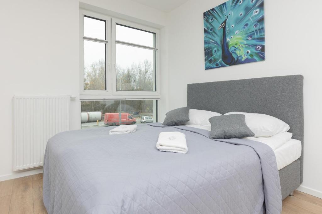 Metro Bielany Apartments with Parking by Noclegi Renters - Studio Met Uitzicht Op De Tuin