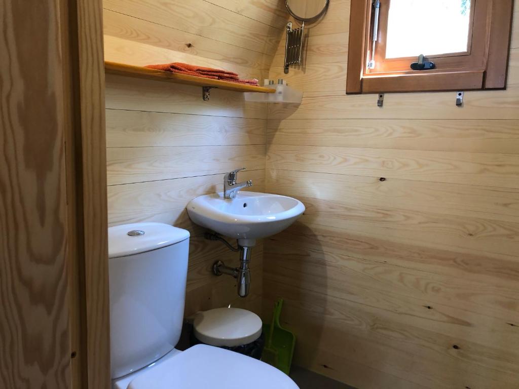 Uma casa de banho em Quinta das Cegonhas