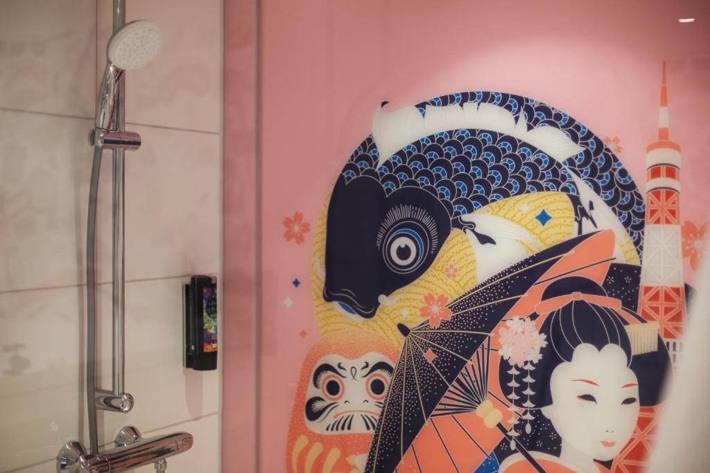A bathroom at Holiday Inn - the niu Tab Dusseldorf Main Station by IHG