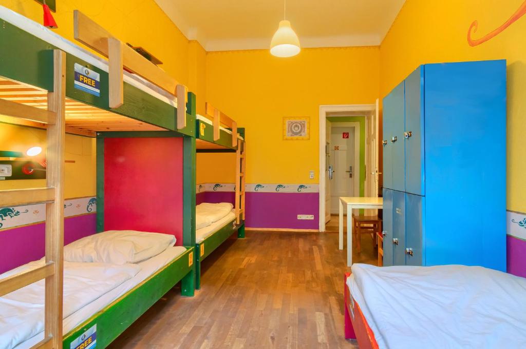 Hostel Mondpalast - Cama Individual Em Dormitório Misto Com 5 Camas