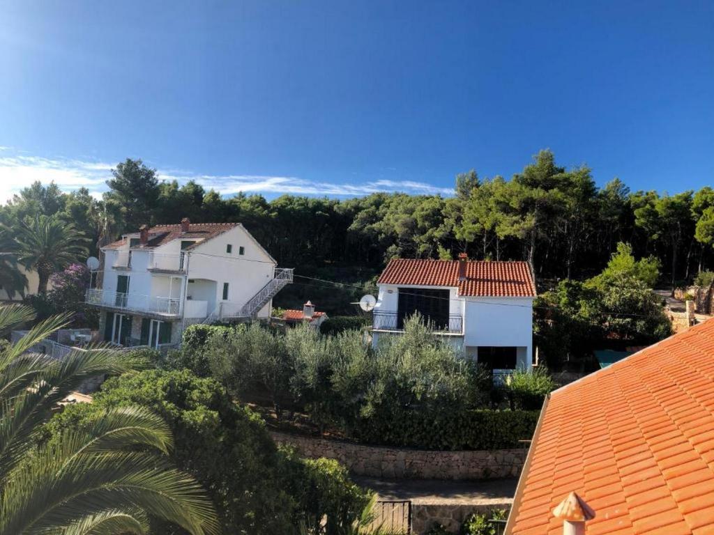 Budova, v ktorej sa dovolenkový dom nachádza