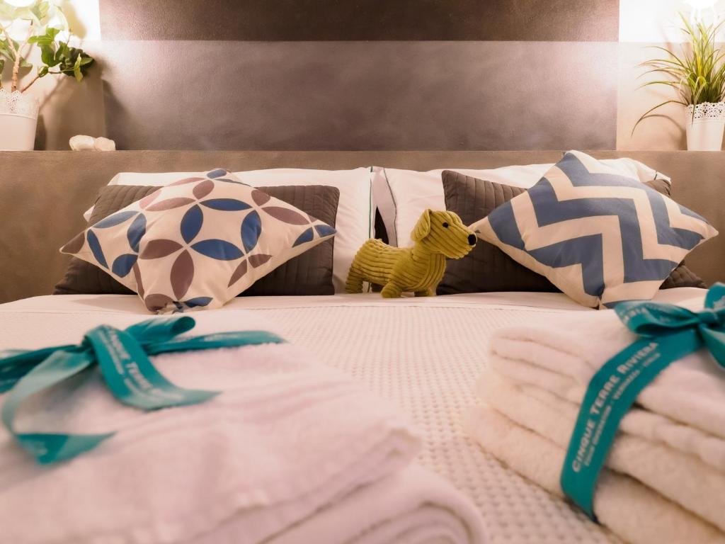 Postel nebo postele na pokoji v ubytování Camaella Luxury Studio