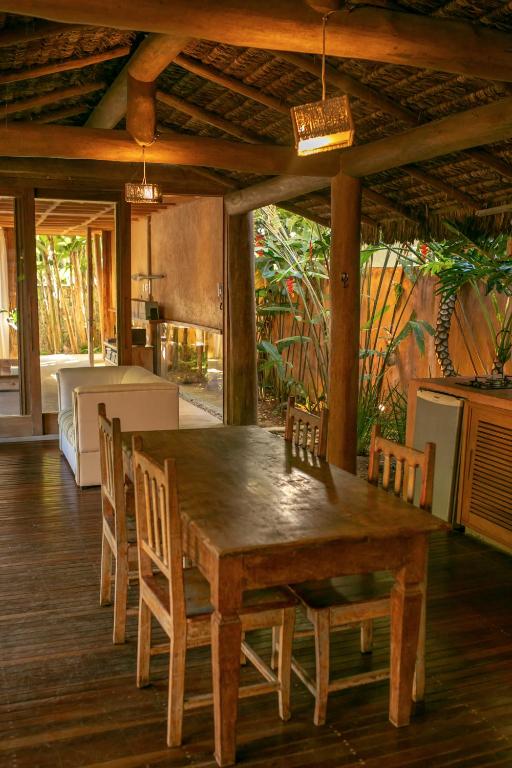 Foto da galeria de Casa da Arquiteta Guest House em Ilhabela