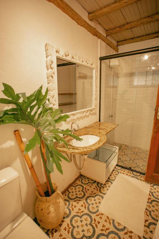 Um banheiro em Casa da Arquiteta Guest House