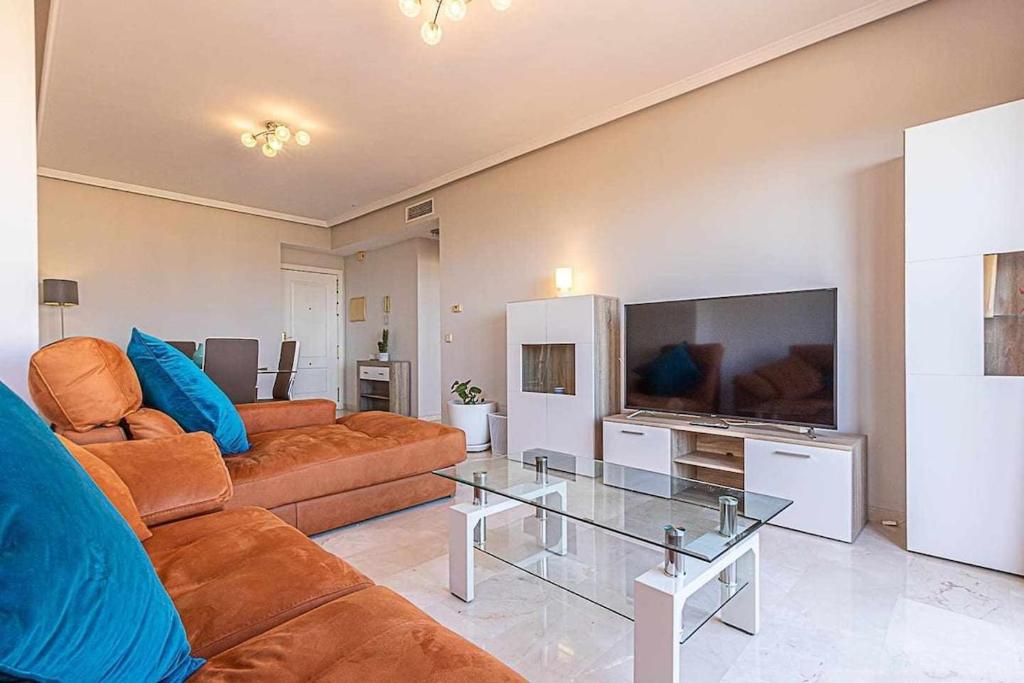Część wypoczynkowa w obiekcie 797 HOLIDAY RENTALS - Moderno Piso para 5 con hermosas vistas