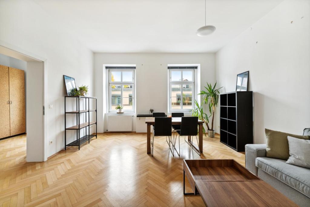 Televízia a/alebo spoločenská miestnosť v ubytovaní Design Apartments near Mariahilferstraße